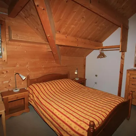 Chalet Le Troll Hameau Des Chazals Hautes Alpes Nevache