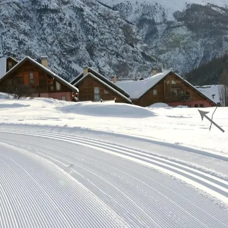Le Troll Hameau Des Chazals Hautes Alpes Nevache