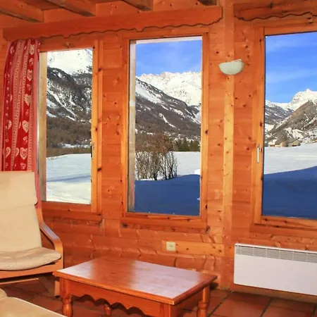 Chalet Le Troll Hameau Des Chazals Hautes Alpes *