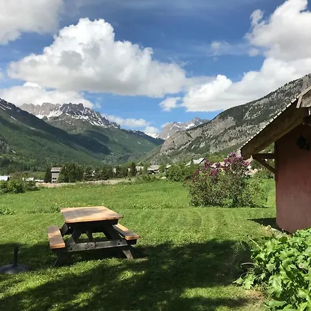 Le Troll Hameau Des Chazals Hautes Alpes Chalet *