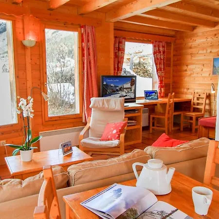 Le Troll Hameau Des Chazals Hautes Alpes *