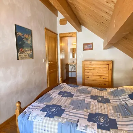 Le Troll Hameau Des Chazals Hautes Alpes Chalet